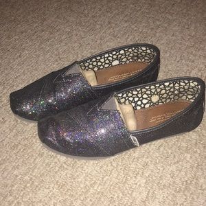 Glittery Toms